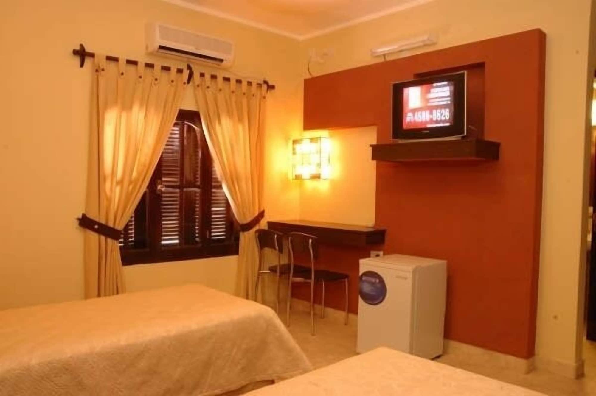 Hotel Aybal Сальта Экстерьер фото